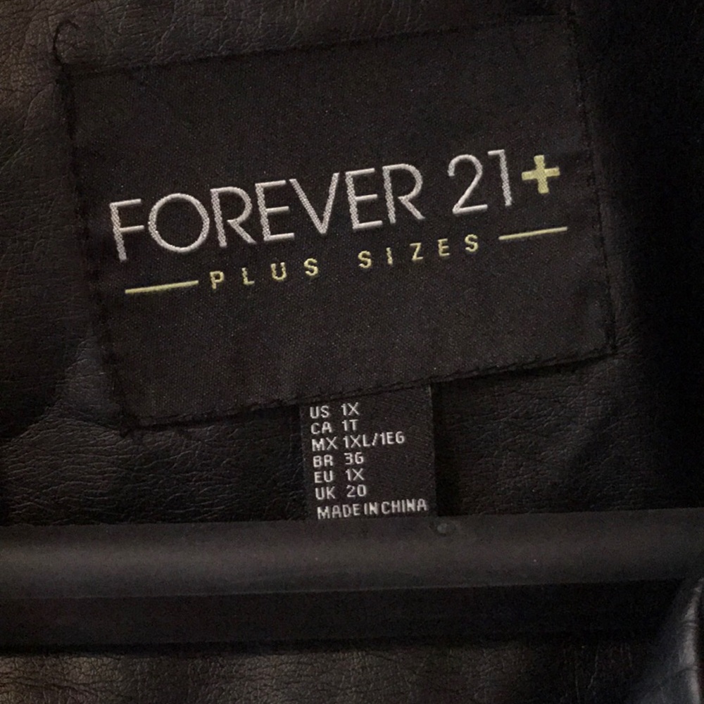 Women’s forever 21 XL leather jacket - Picture 2 of 3